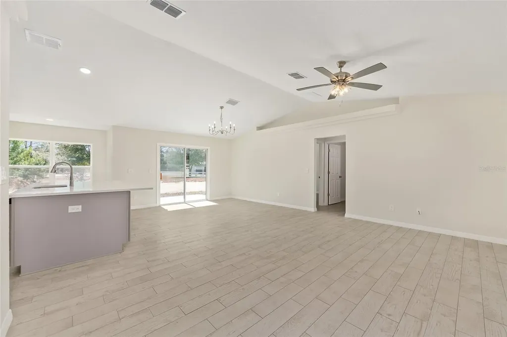 76 Ash Road Ocala FL 34472