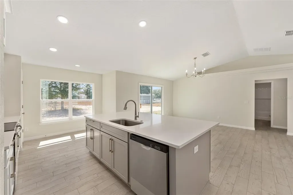76 Ash Road Ocala FL 34472