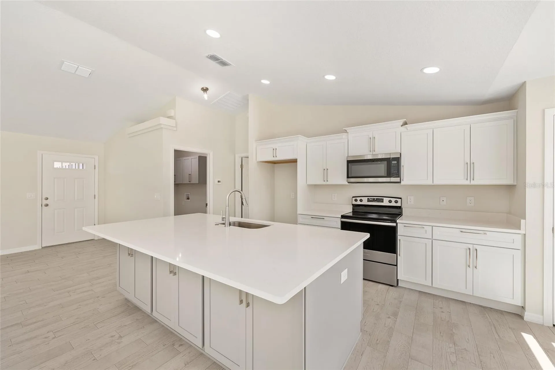 76 Ash Road Ocala FL 34472
