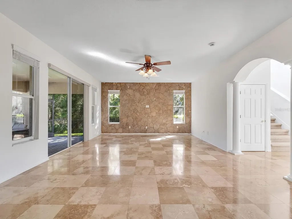 18022 Maui Isle Drive Tampa FL 33647