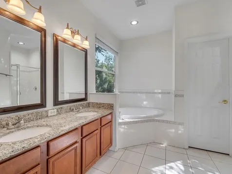 18022 Maui Isle Drive Tampa FL 33647