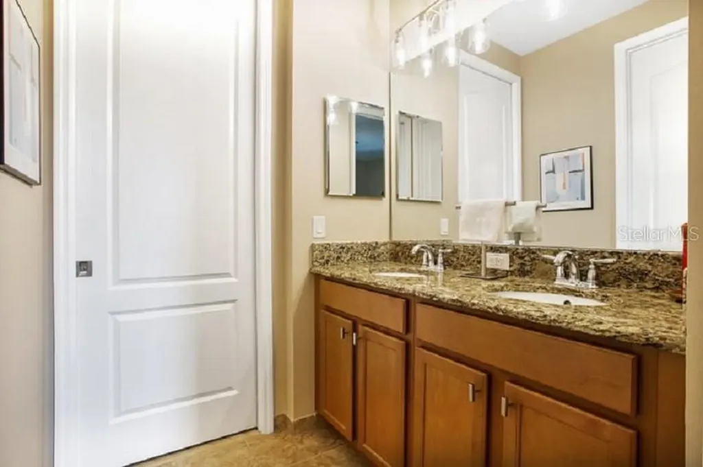 8309 Prestbury Drive Orlando FL 32832