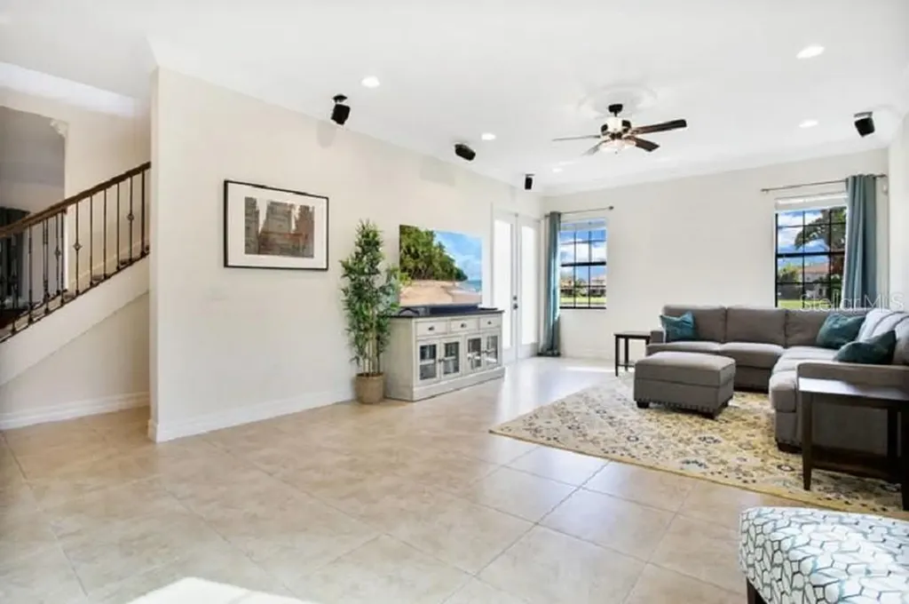 8309 Prestbury Drive Orlando FL 32832