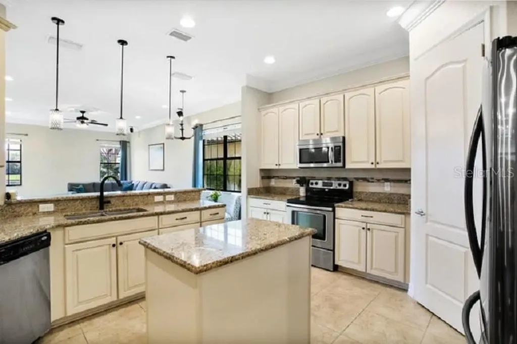 8309 Prestbury Drive Orlando FL 32832