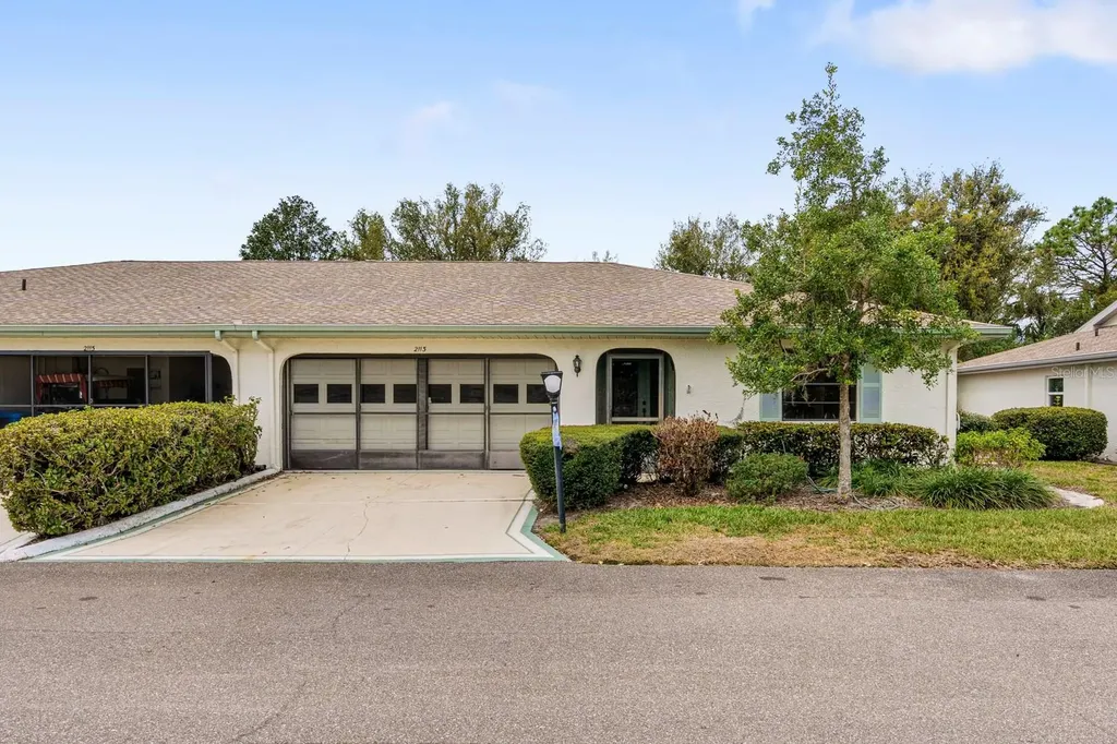 2113 Hartlebury Way Sun City Center FL 33573