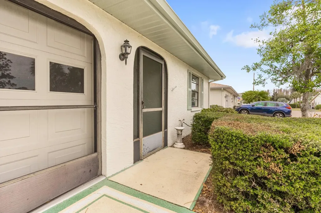 2113 Hartlebury Way Sun City Center FL 33573