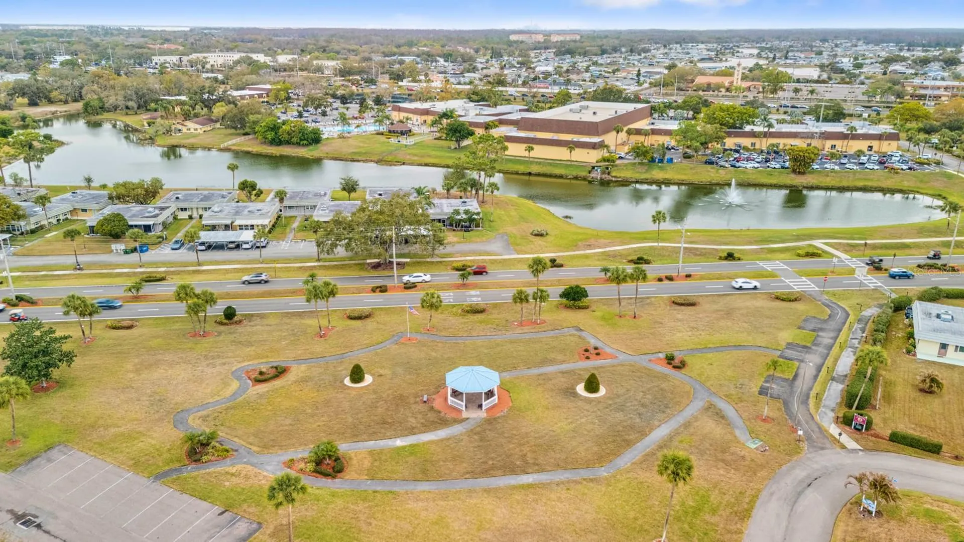 2113 Hartlebury Way Sun City Center FL 33573