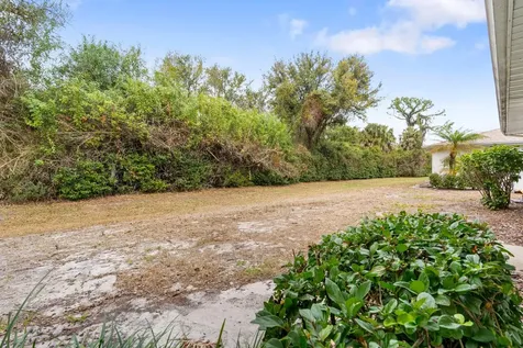 2113 Hartlebury Way Sun City Center FL 33573