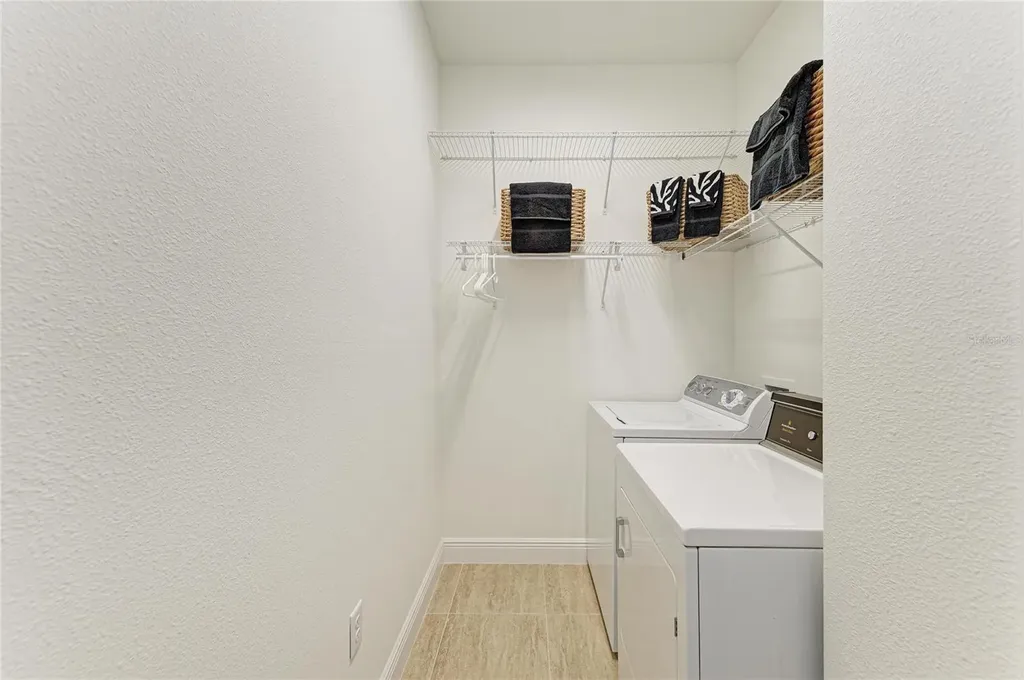 12807 Seasong Terrace Bradenton FL 34211
