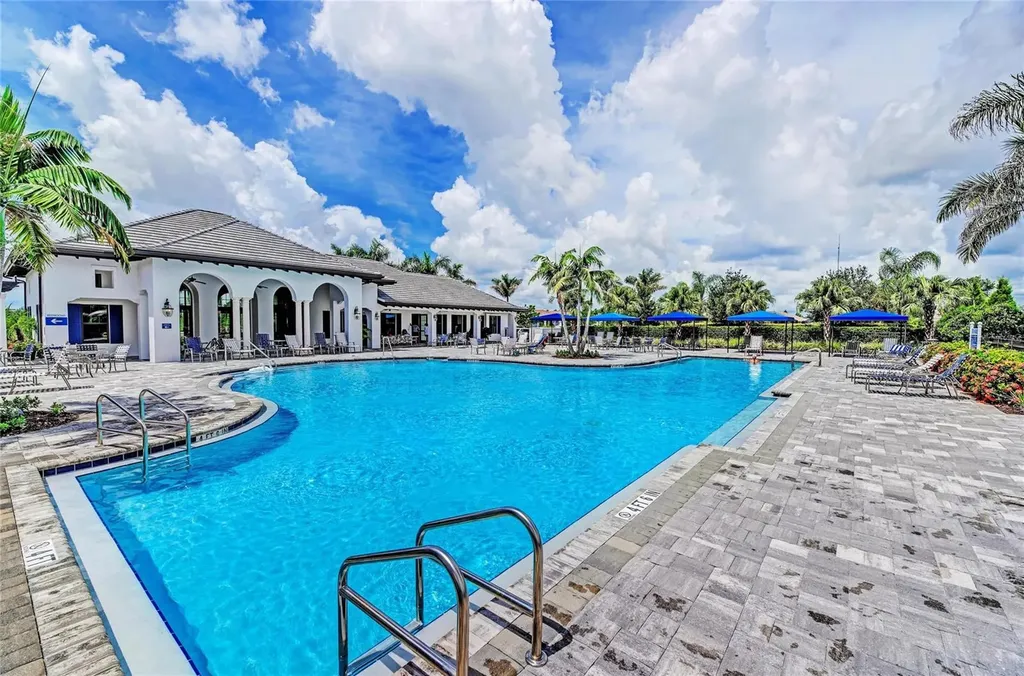 12807 Seasong Terrace Bradenton FL 34211