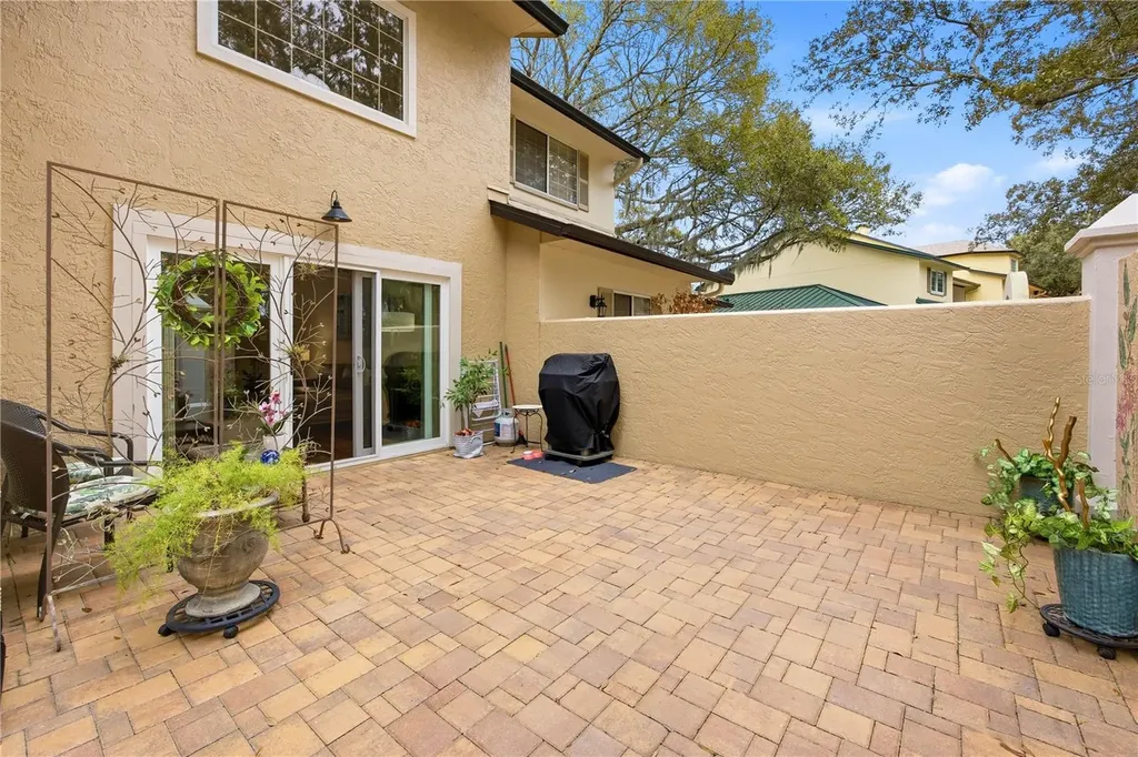 1220 Avenida De Las Casas The Villages FL 32159