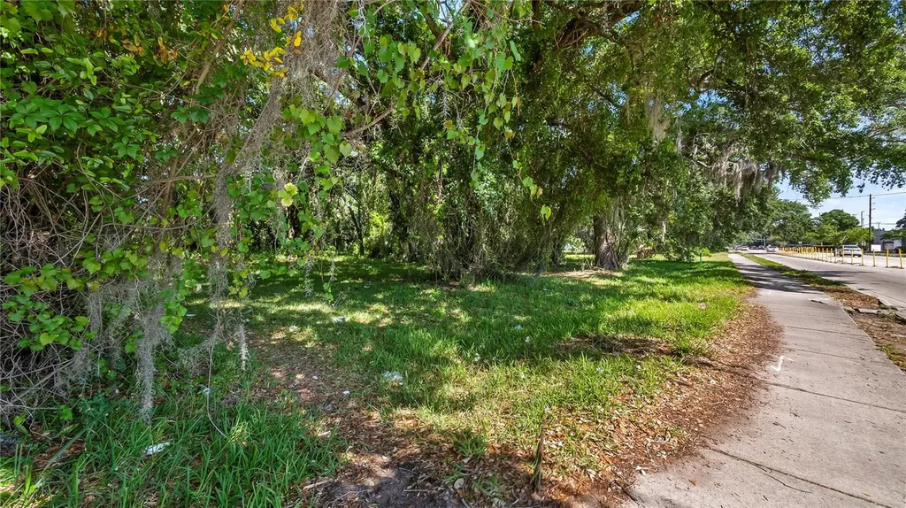 1500 N Hoagland Boulevard Kissimmee FL 34741