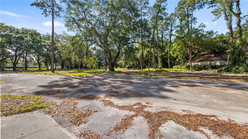 1500 N Hoagland Boulevard Kissimmee FL 34741