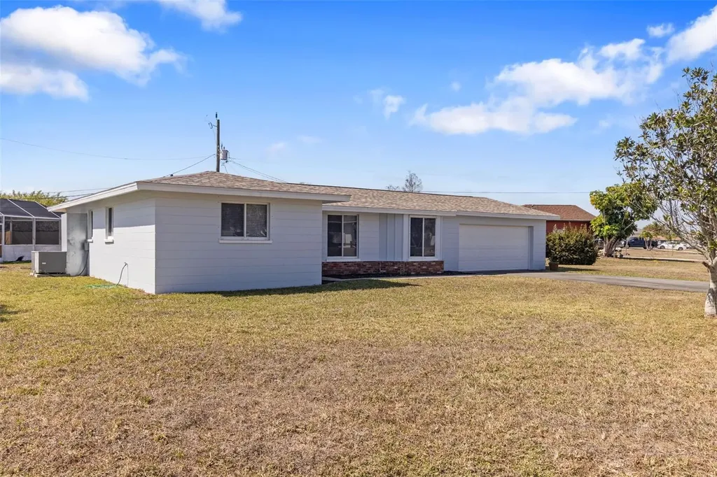 441 Greenwich Avenue NW Port Charlotte FL 33952