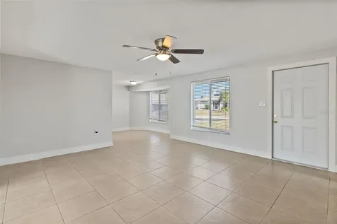 441 Greenwich Avenue NW Port Charlotte FL 33952