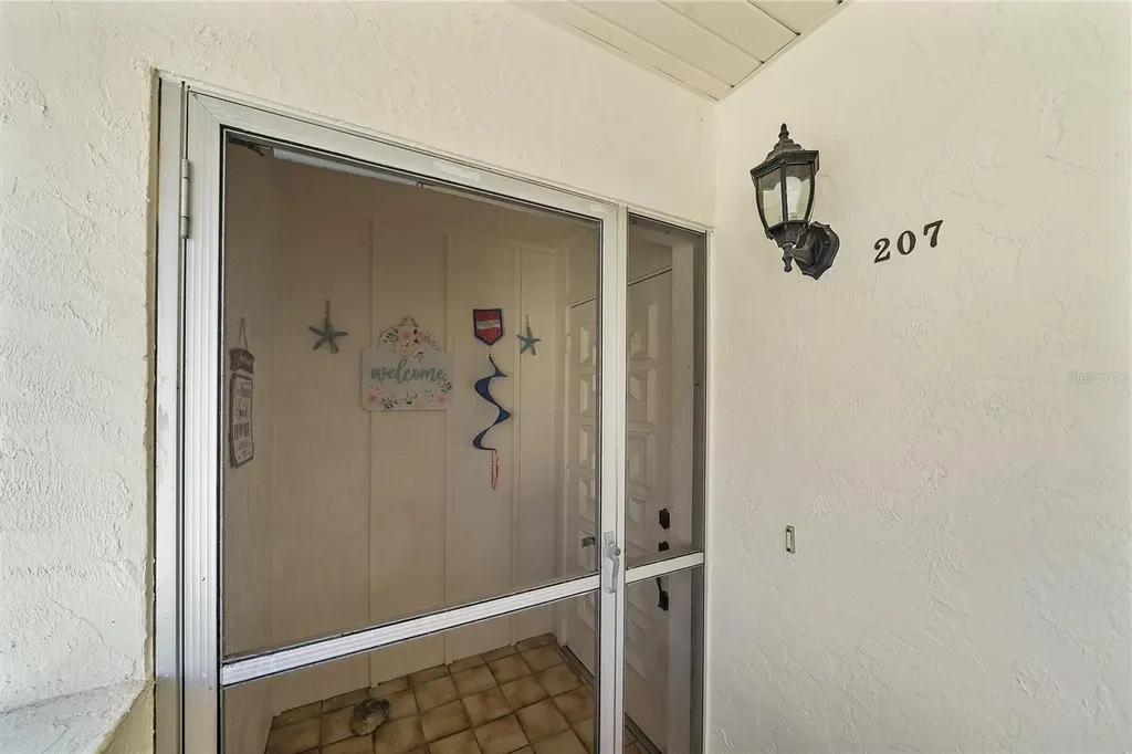 758 Village Circle Venice FL 34292