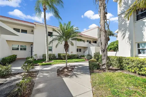 758 Village Circle Venice FL 34292