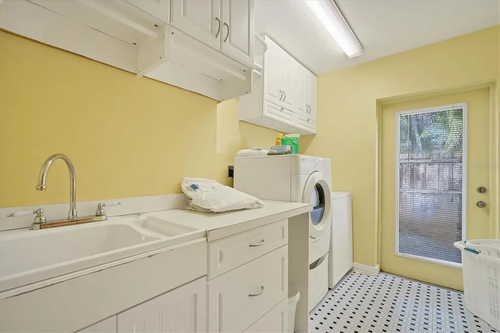 416 Sunset Drive Venice FL 34285