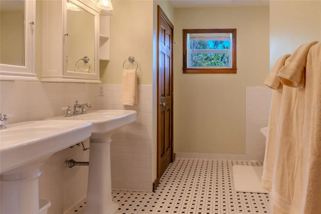 416 Sunset Drive Venice FL 34285