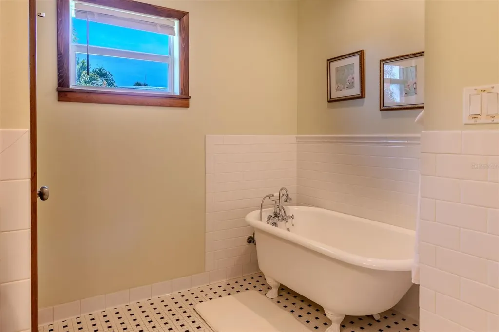 416 Sunset Drive Venice FL 34285