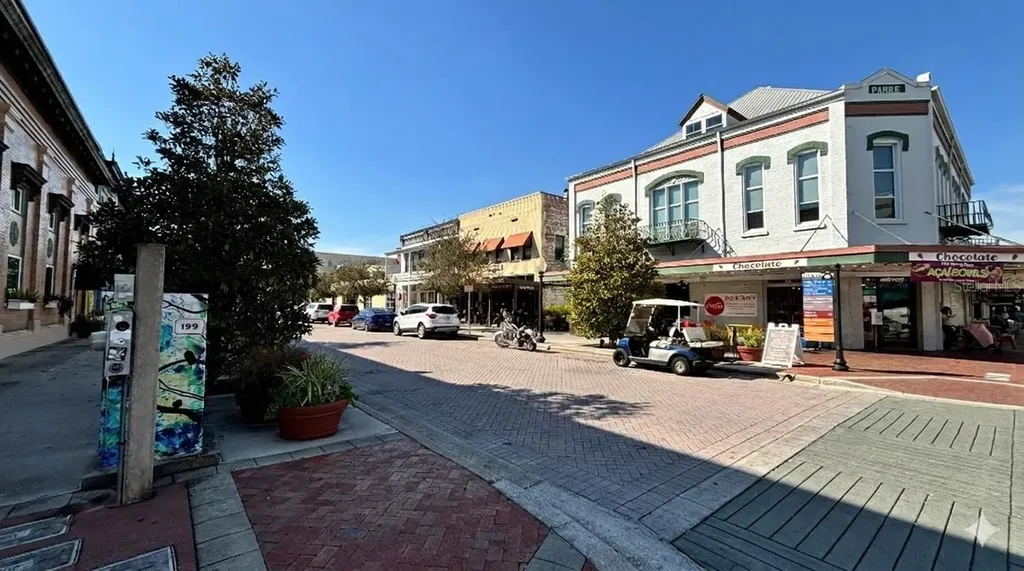 Lincoln Road Deland FL 32724