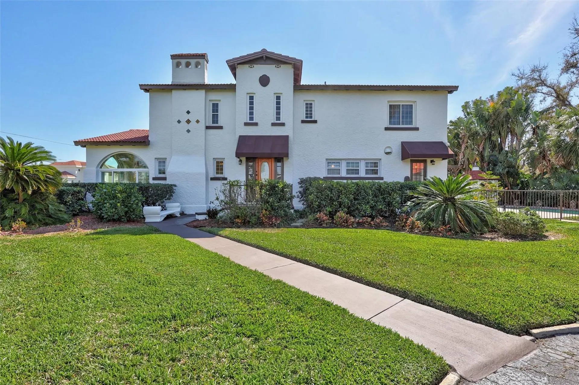 120 Park Street N St Petersburg FL 33710