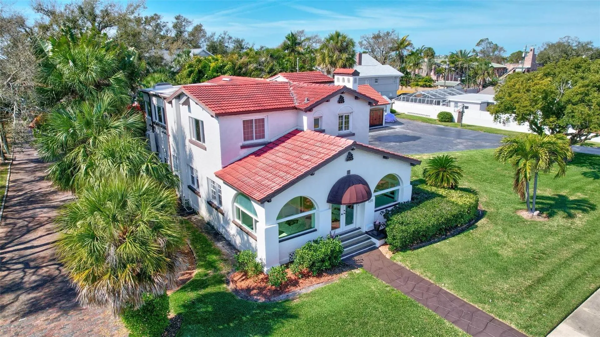 120 Park Street N St Petersburg FL 33710