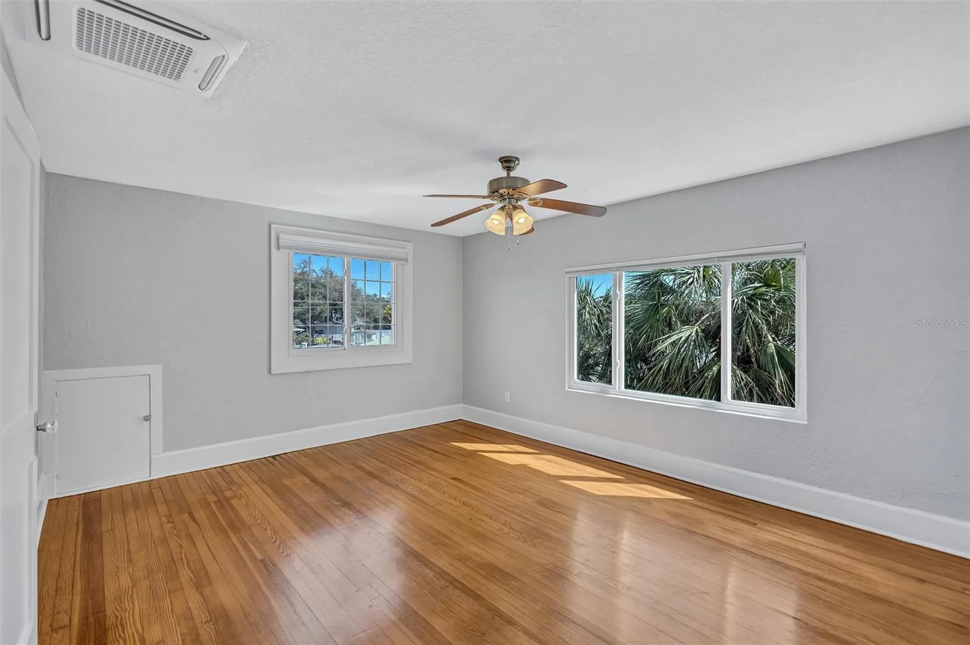 120 Park Street N St Petersburg FL 33710