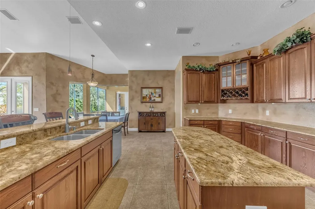 13101 Shadow Run Boulevard Riverview FL 33569