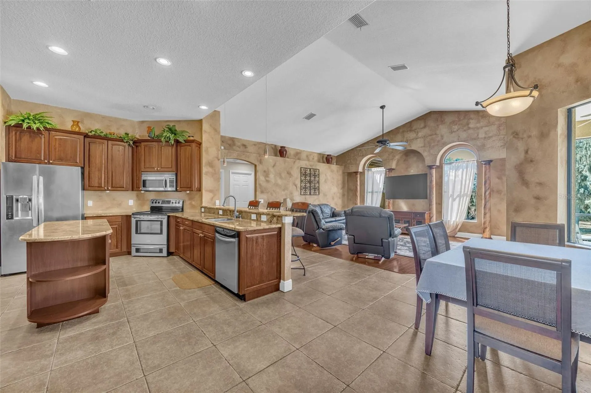 13101 Shadow Run Boulevard Riverview FL 33569