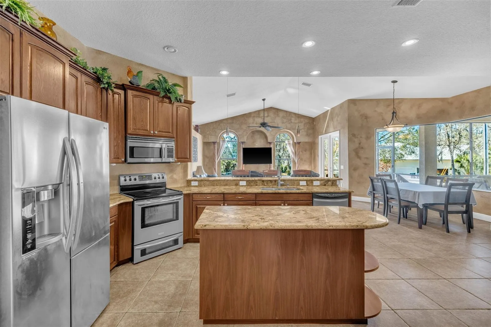 13101 Shadow Run Boulevard Riverview FL 33569