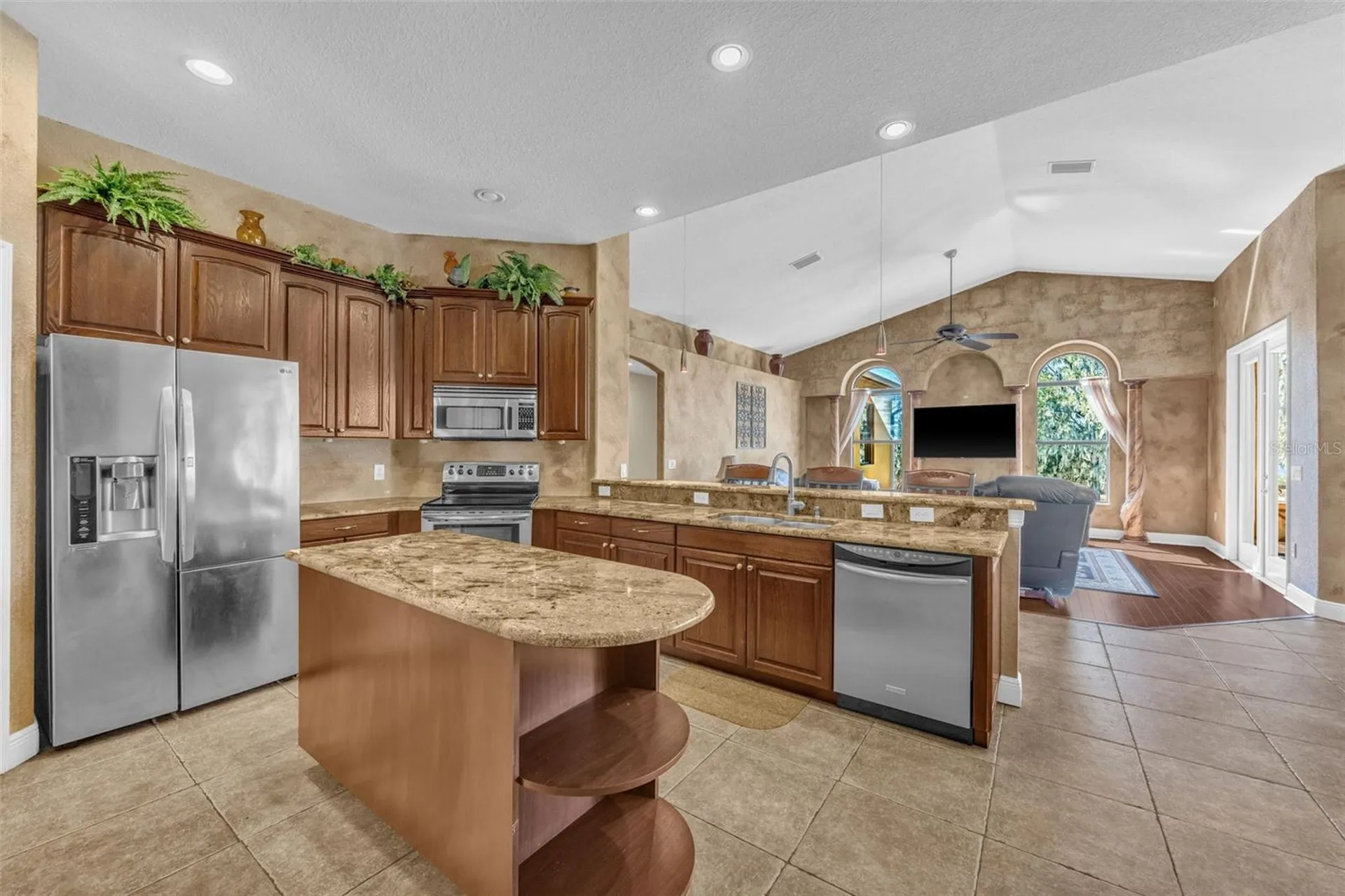 13101 Shadow Run Boulevard Riverview FL 33569