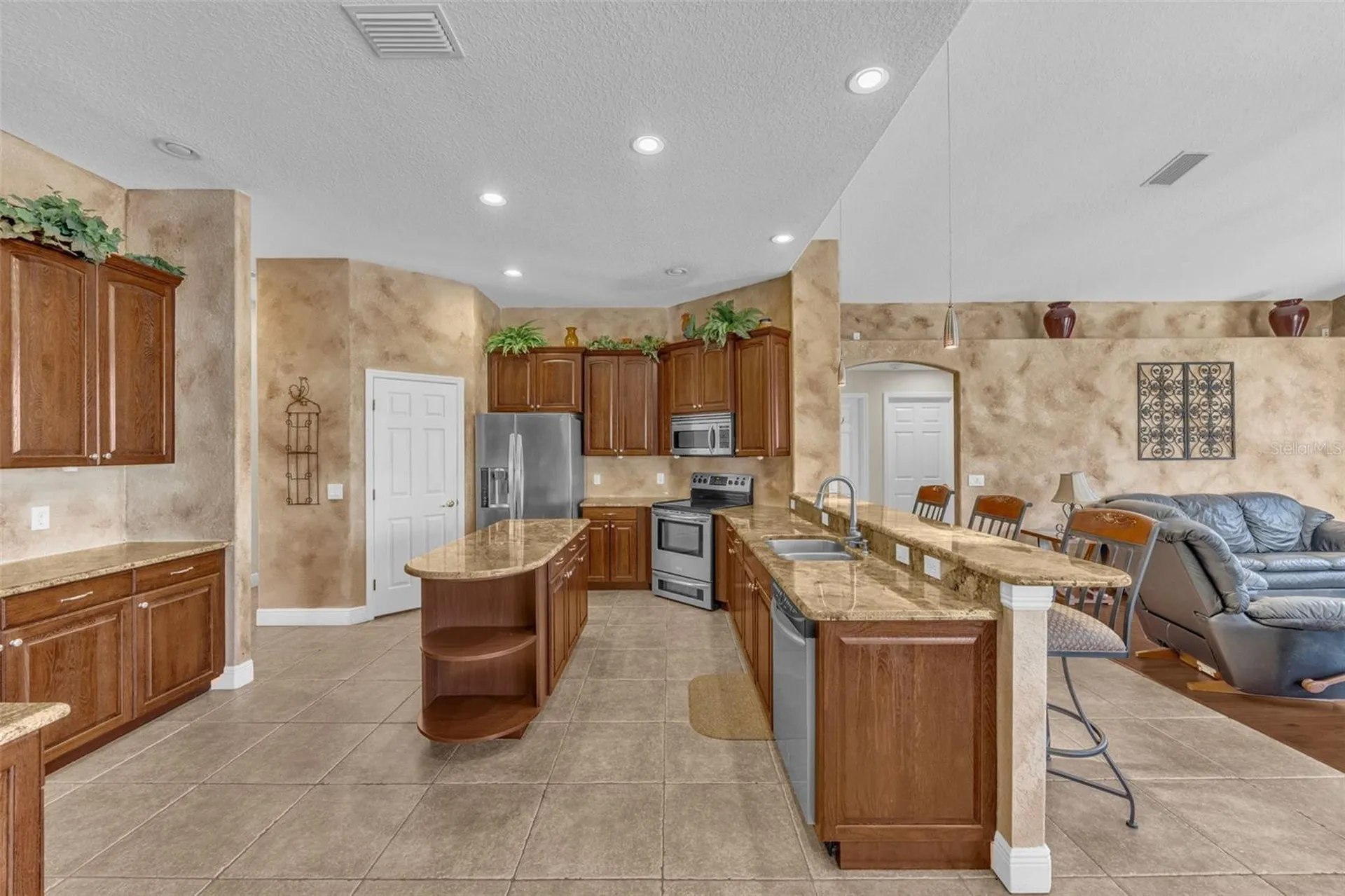 13101 Shadow Run Boulevard Riverview FL 33569