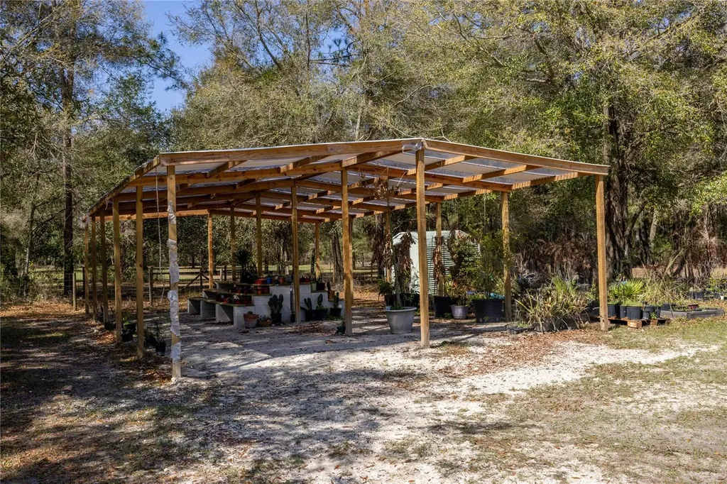 25228 NW 158th Avenue High Springs FL 32643
