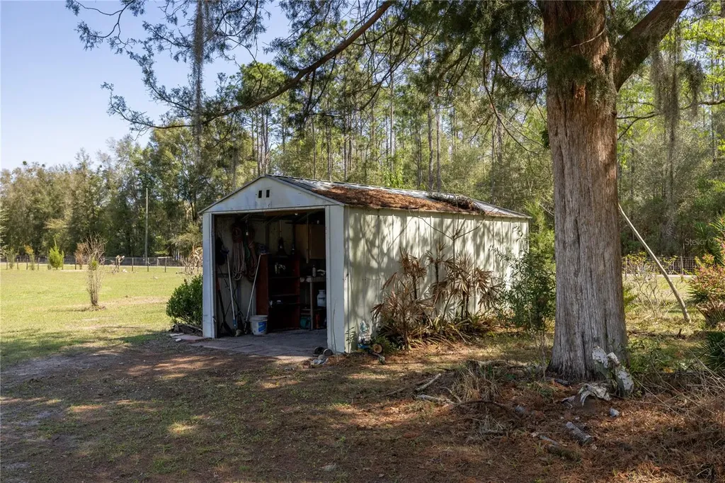 25228 NW 158th Avenue High Springs FL 32643