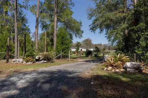 25228 NW 158th Avenue High Springs FL 32643