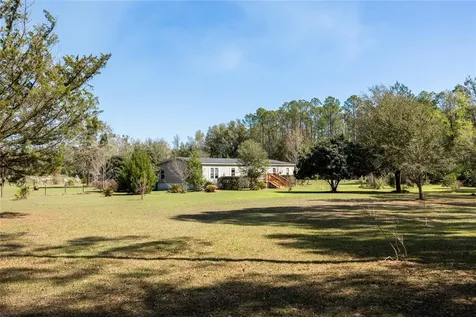 25228 NW 158th Avenue High Springs FL 32643