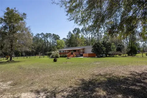 25228 NW 158th Avenue High Springs FL 32643