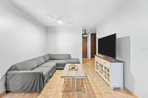 6690 Royal Palm Vega Alta PR 00692
