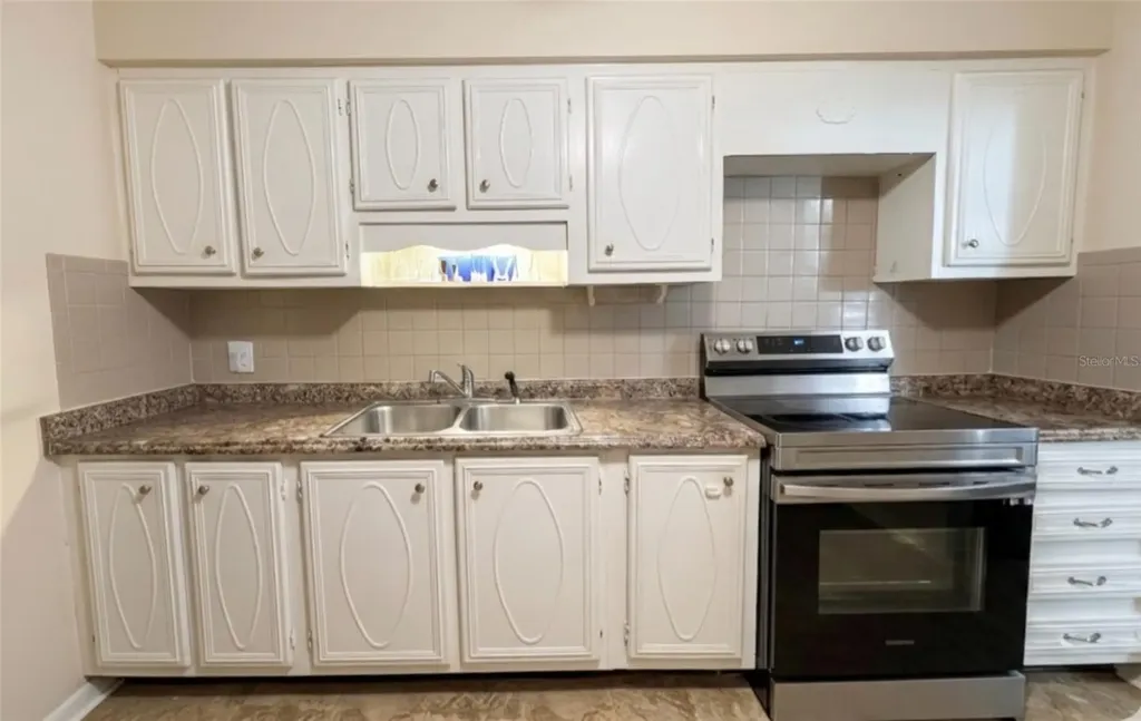 5860 38th Avenue N St Petersburg FL 33710