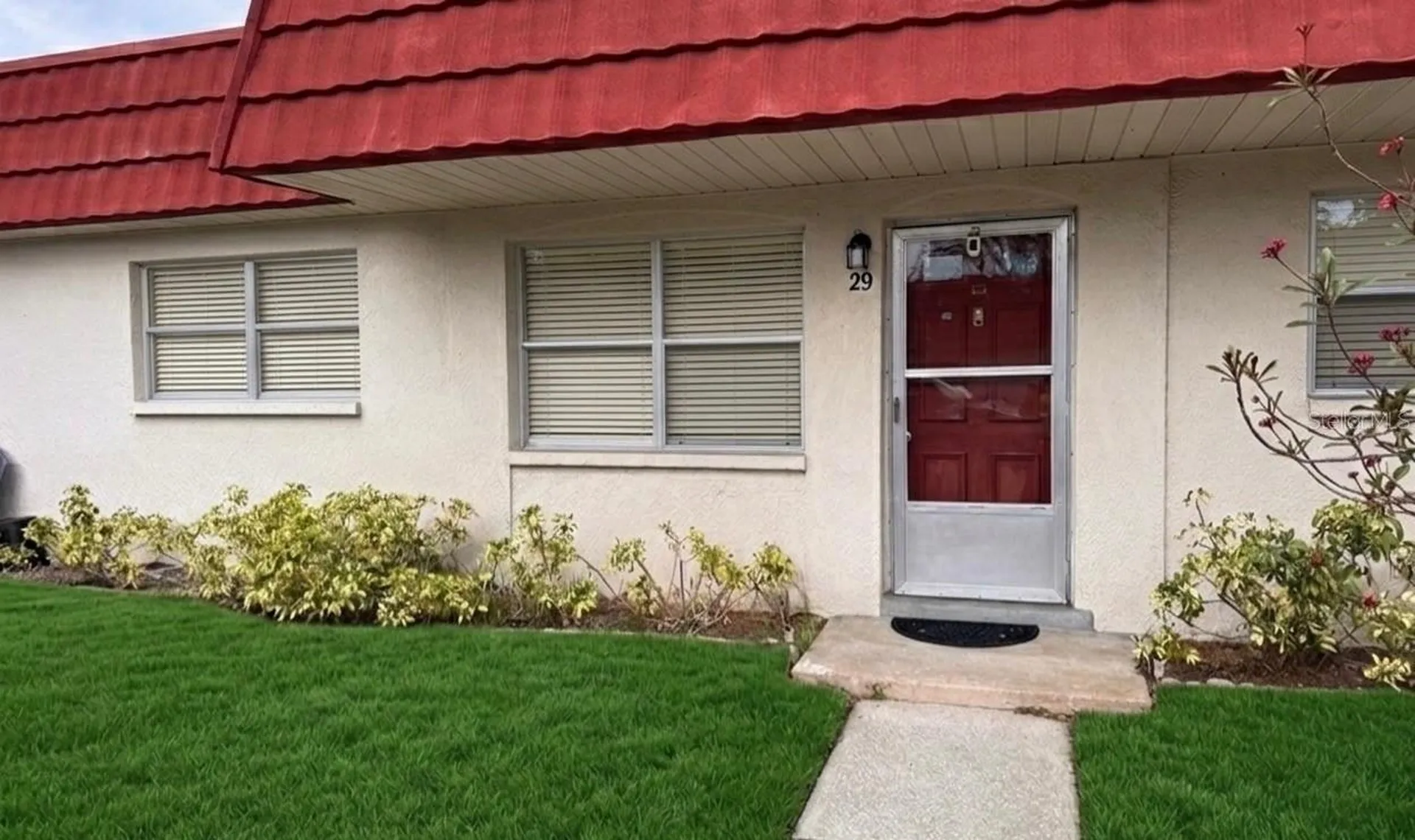 5860 38th Avenue N St Petersburg FL 33710