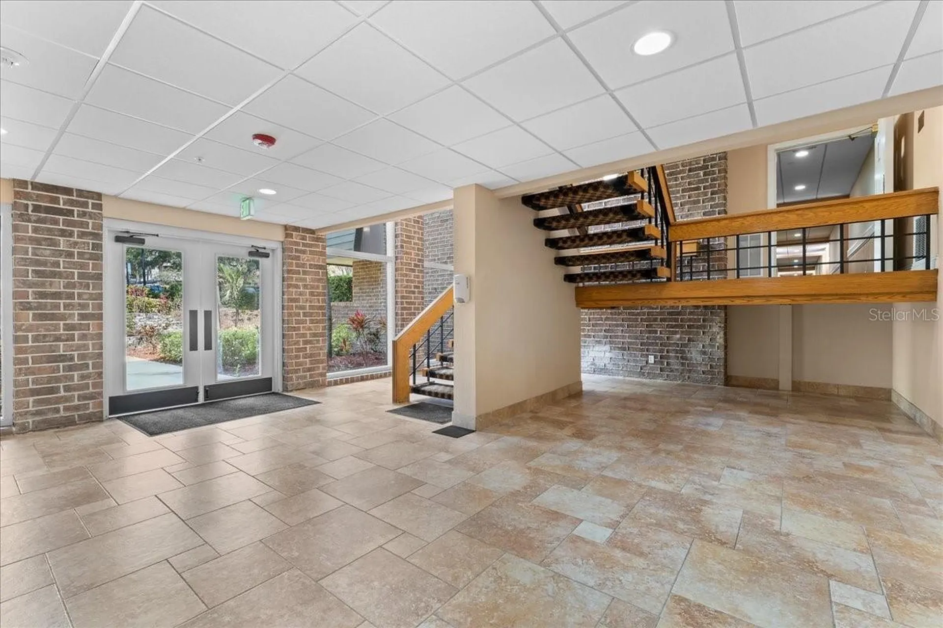 36750 Us Highway 19 Palm Harbor FL 34683
