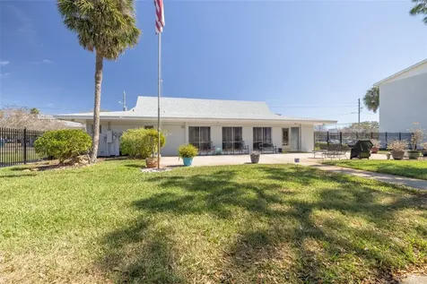 1001 77th Avenue N St Petersburg FL 33702