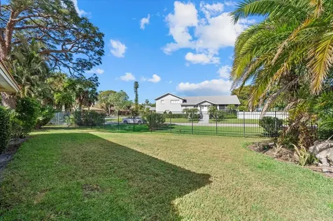 6304 Sun Eagle Lane Bradenton FL 34210
