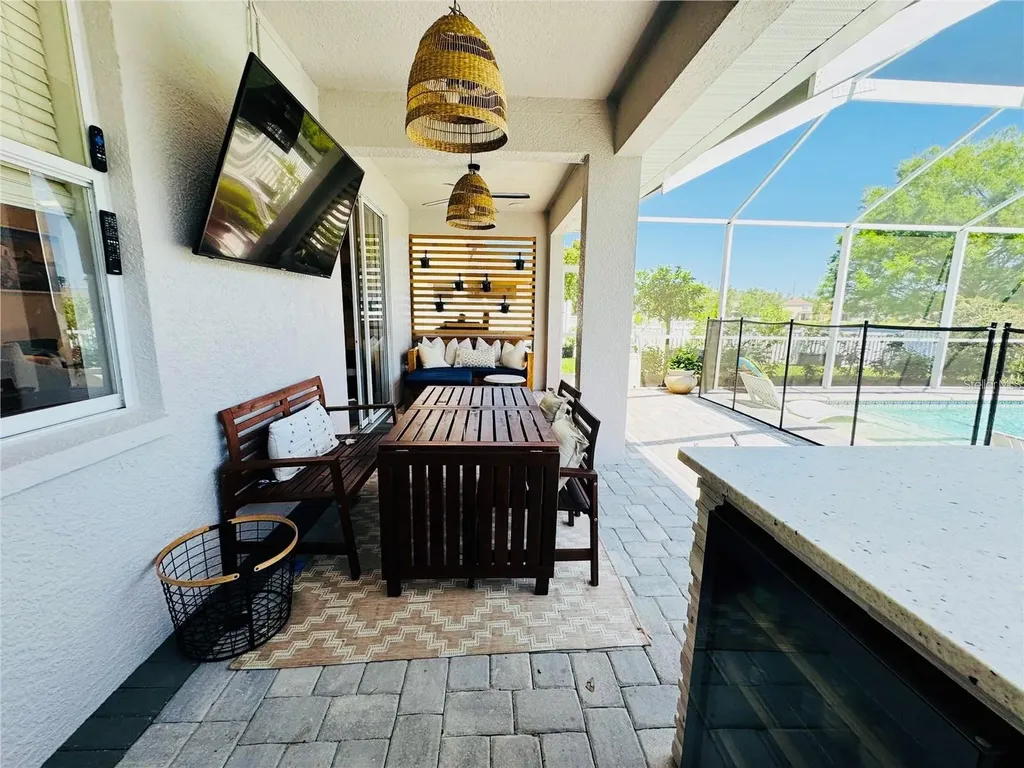 15207 Searobbin Drive Lakewood Ranch FL 34202