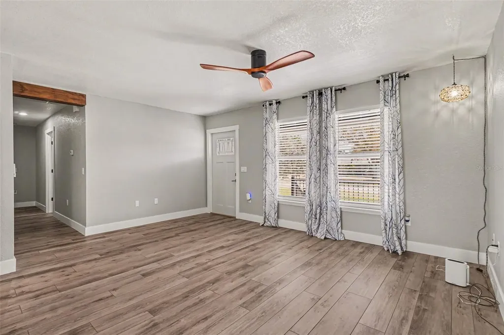 410 E Henry Street Punta Gorda FL 33950