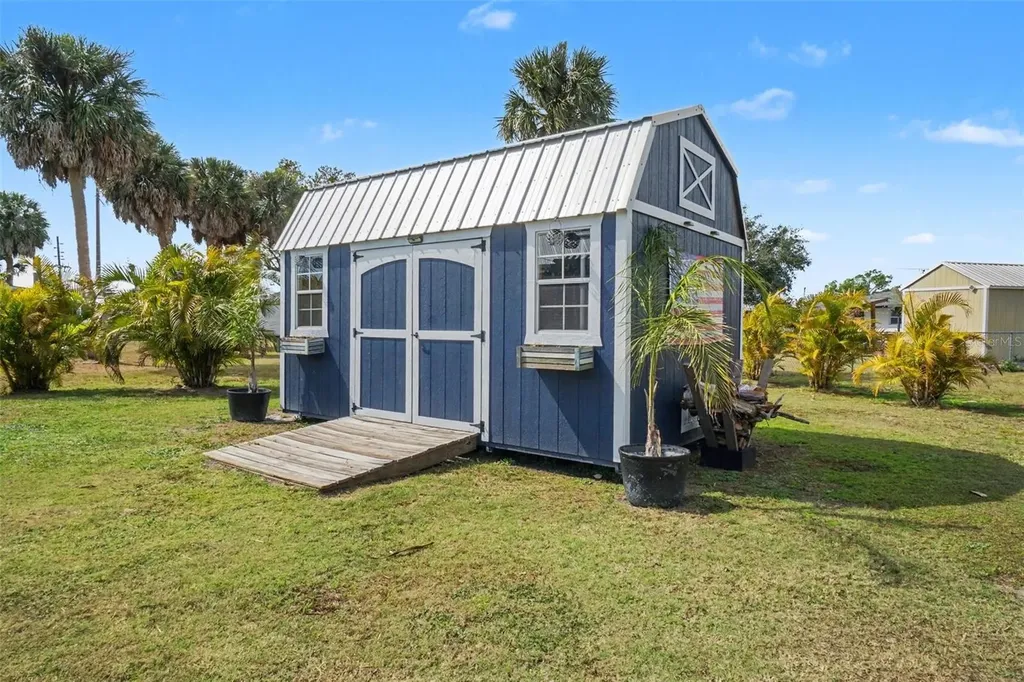 410 E Henry Street Punta Gorda FL 33950