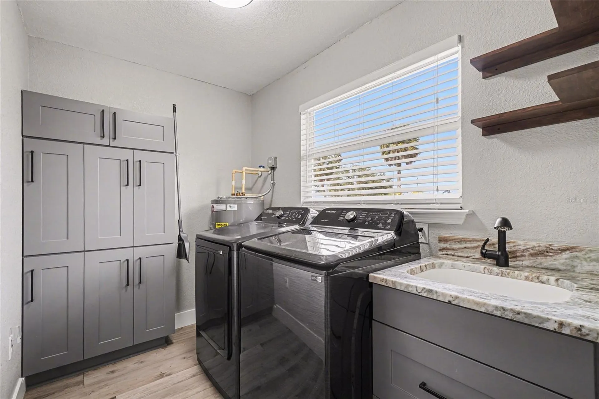 410 E Henry Street Punta Gorda FL 33950
