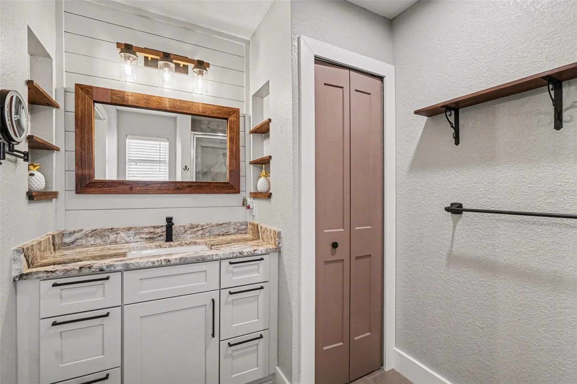 410 E Henry Street Punta Gorda FL 33950