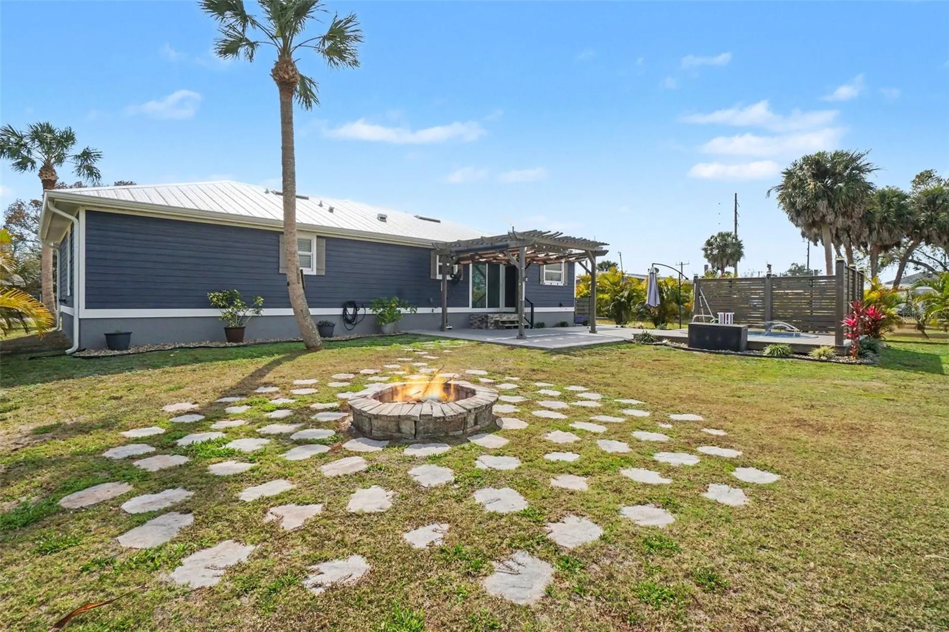410 E Henry Street Punta Gorda FL 33950
